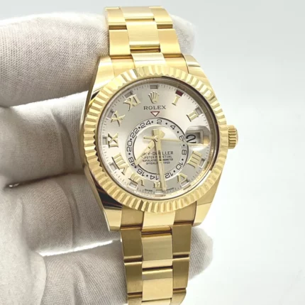 Rolex - 326938-0001 Sky-Dweller Yellow Gold / Silver Roman
