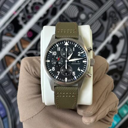 IWC - IW3777-09 Pilot's Watch Chronograph Stainless Steel / Black / Strap