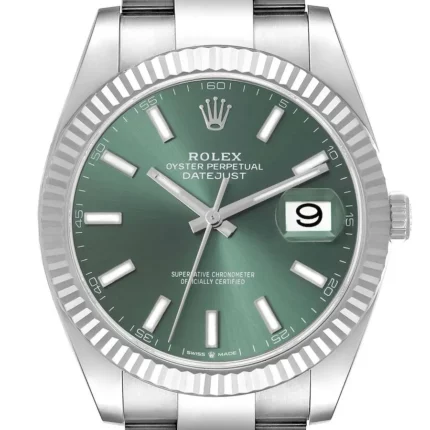 Rolex - 126334-0027 Datejust 41 Stainless Steel - Fluted / Green / Oyster
